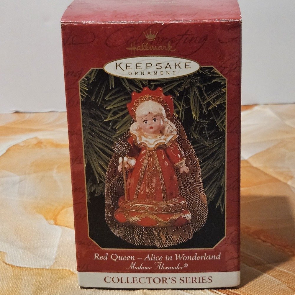 Hallmark Keepsake Madame Alexander Red Queen Alice in Wonderland Ornament 1999